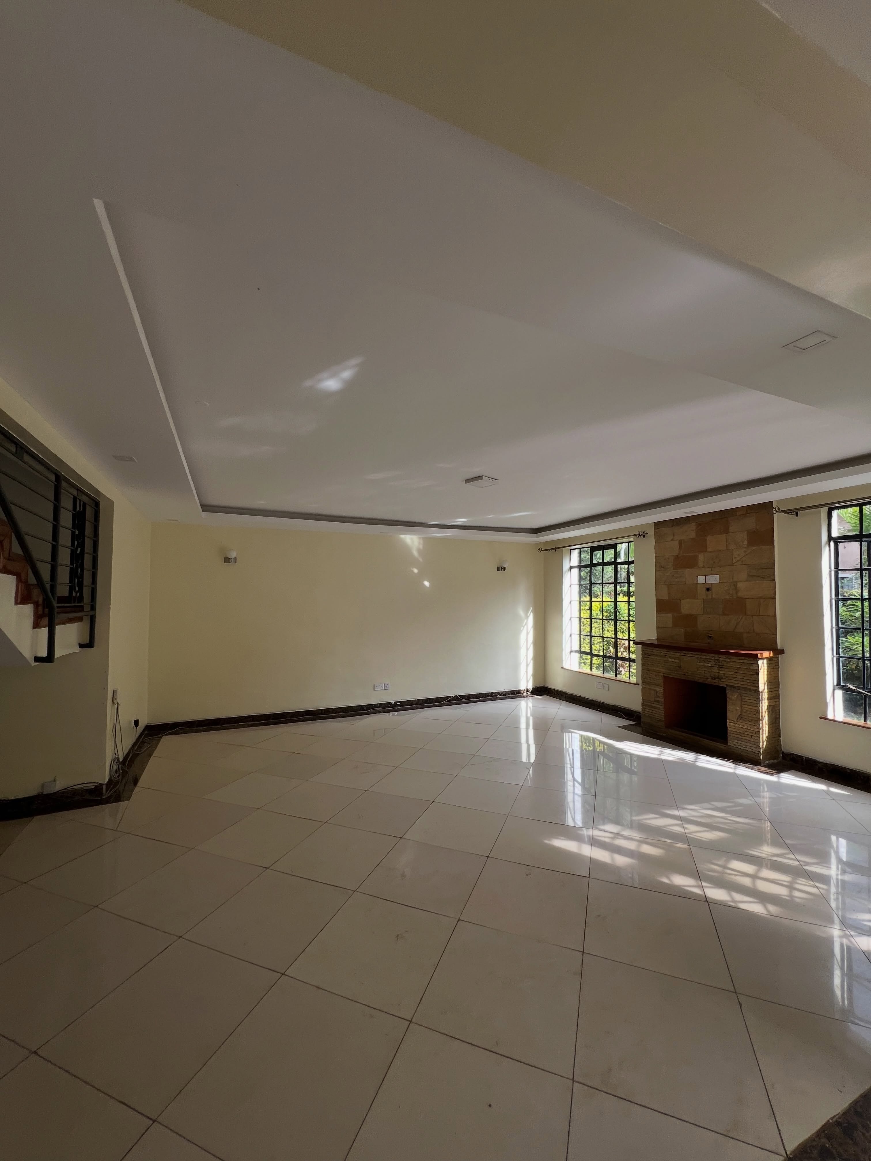 4 bedroom with sq townhouse to let in kitisuru, kirawa road Image