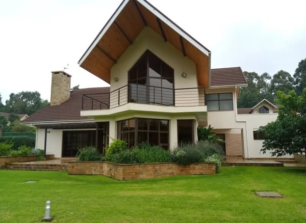4 Bedrooms Plus Dsq Villa For Sale in Karen