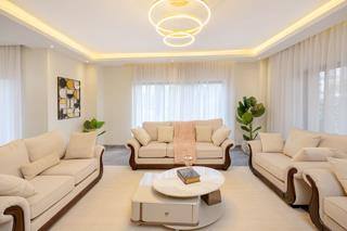 4 bedrooms Simplex apartment for sale in Parklands