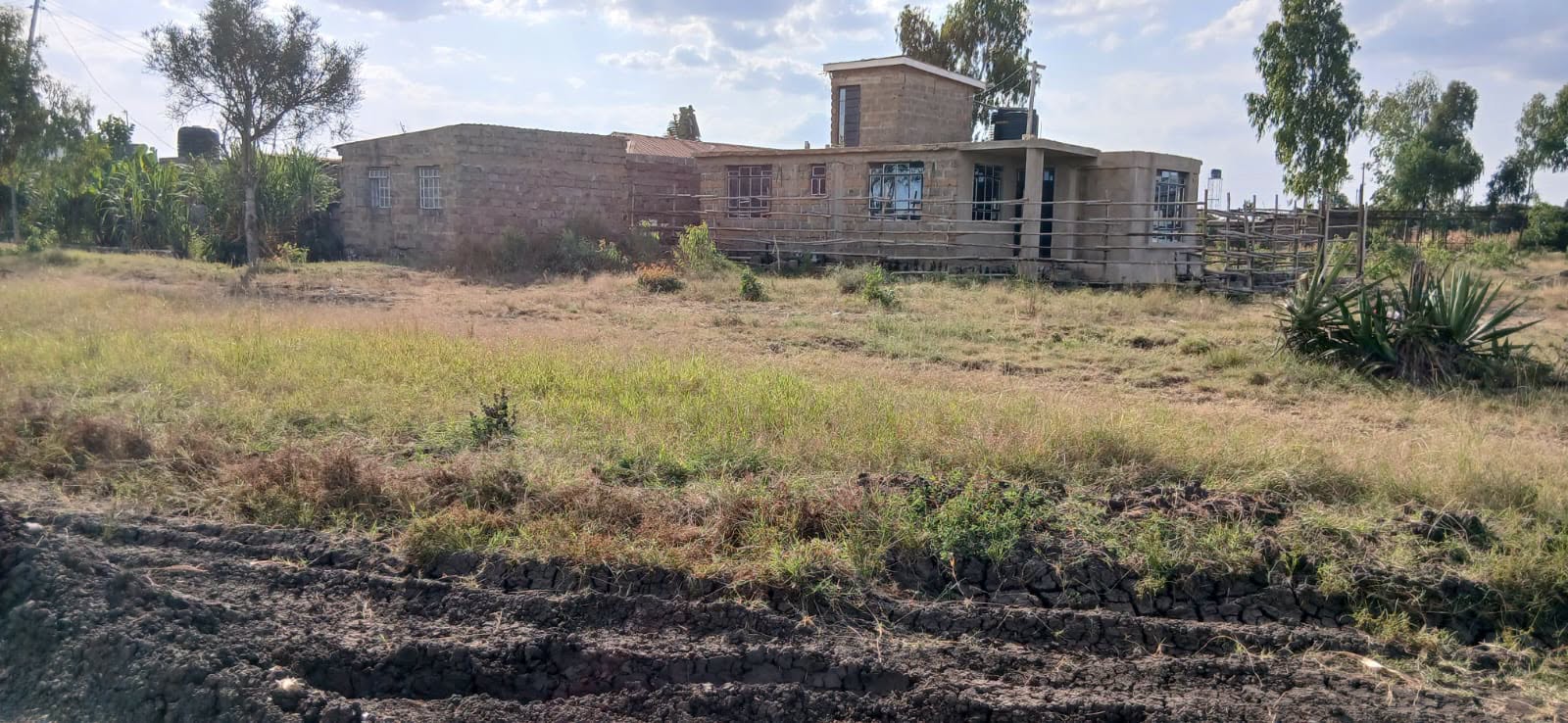 40 by 80 plot for sale in Kamakis-Eastern Bypass