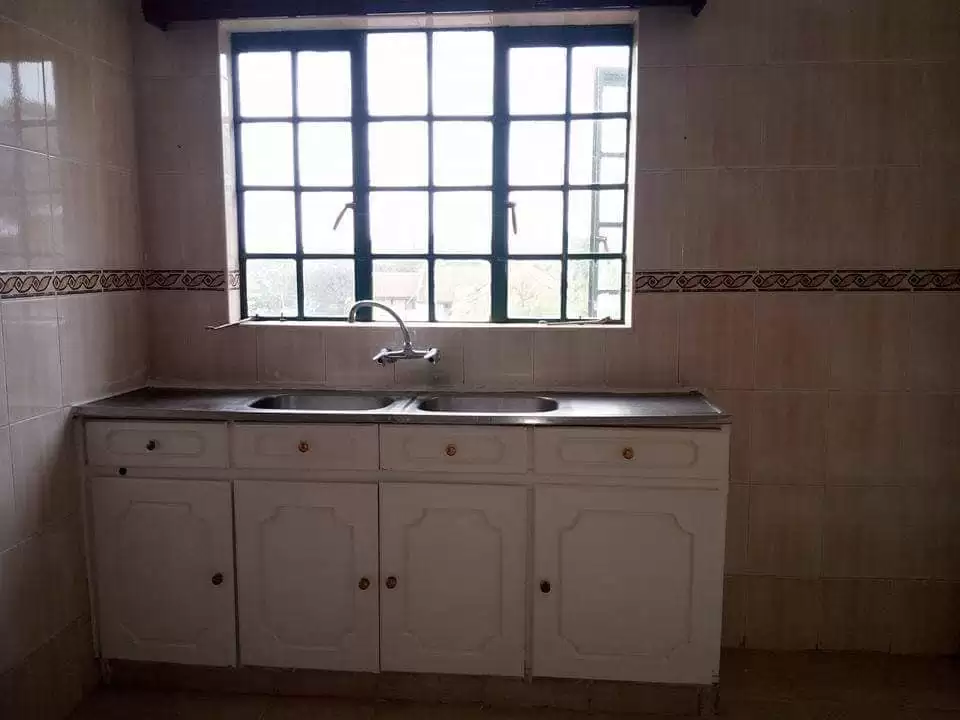 Three bedroom apartment to let in Kileleshwa Image