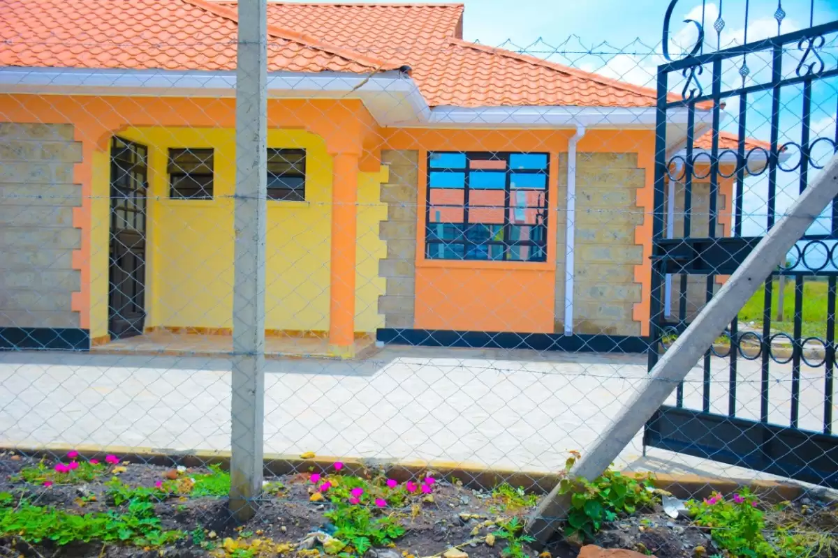 3 bedroom gated community own compound for sale in Kitengela acacia Image