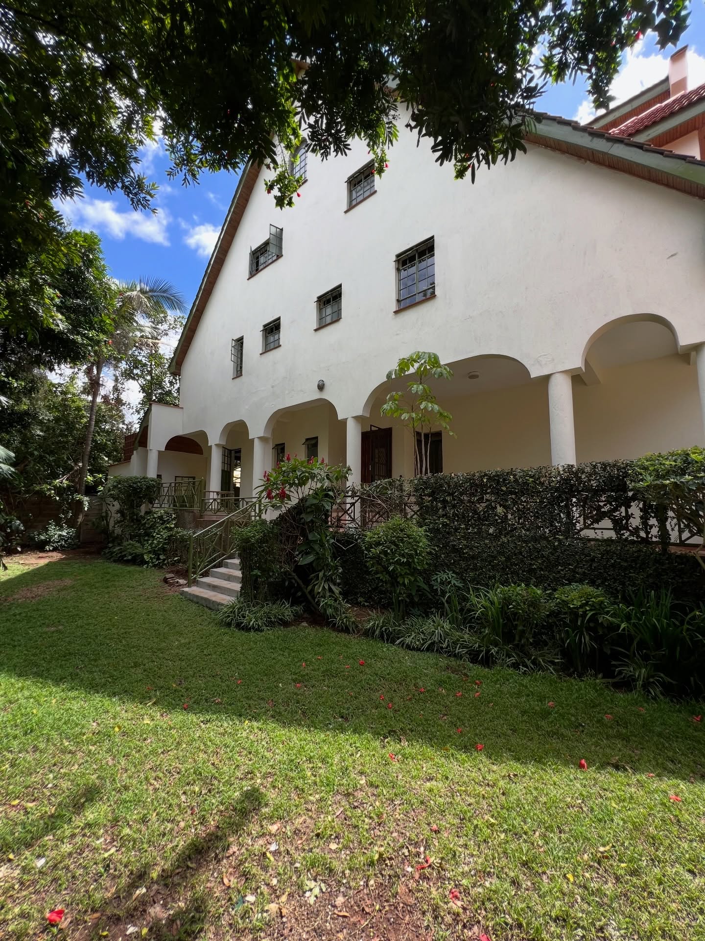 4bedroom plus dsq townhouse to let in Lavington