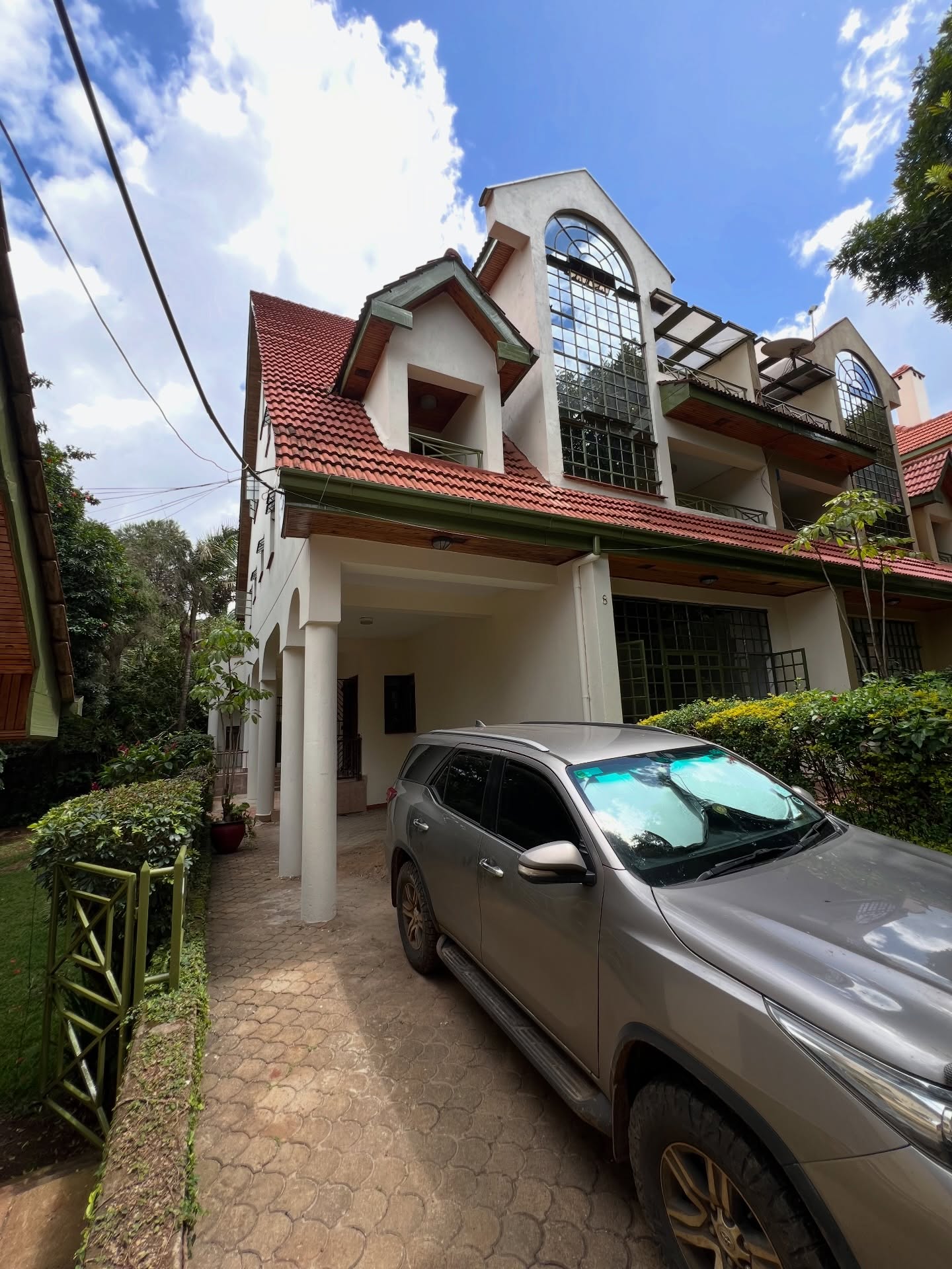 4bedroom plus dsq townhouse to let in Lavington Image