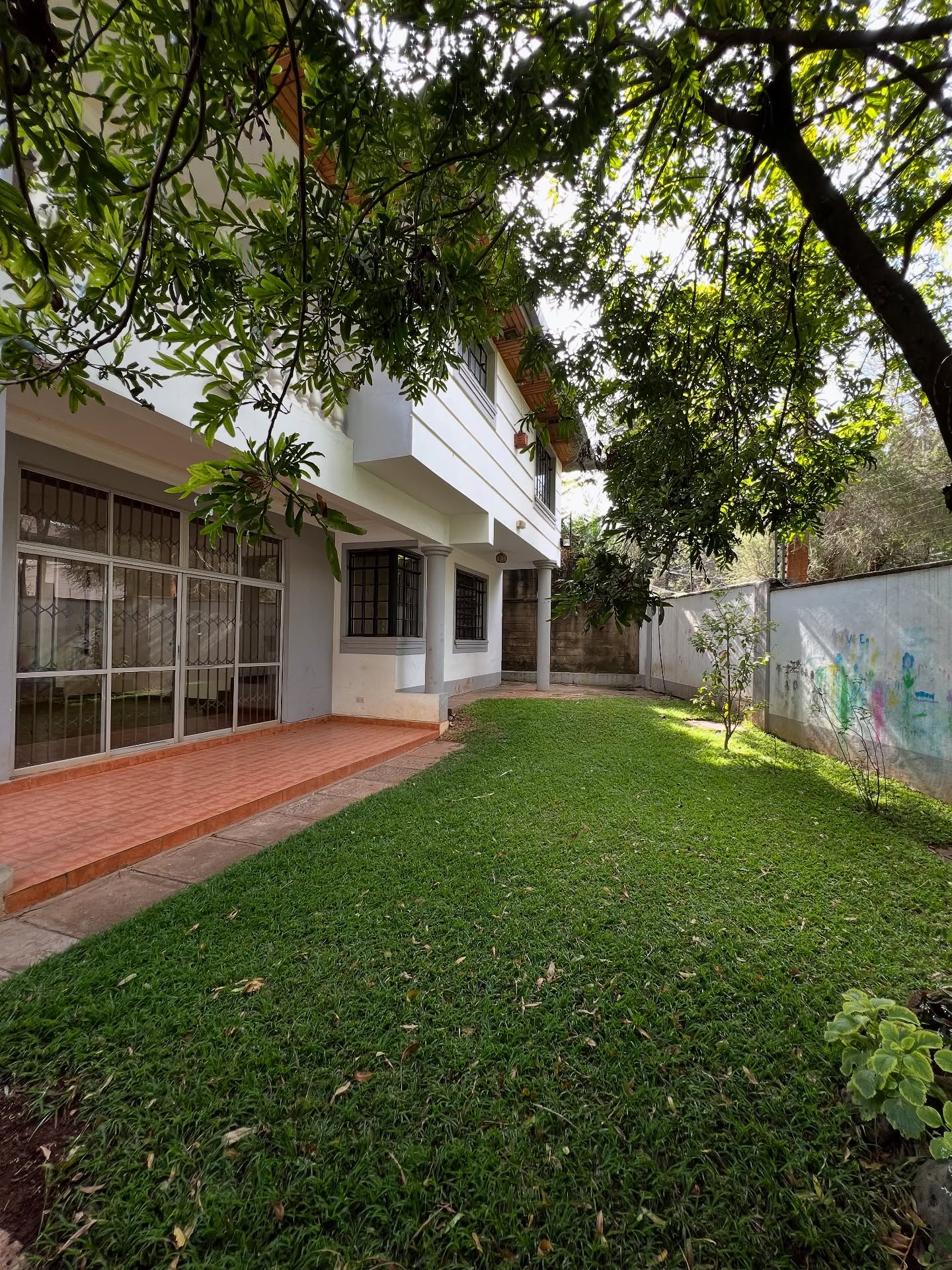 4bedroom plus dsq townhouse to let in the heart of lavington area Image