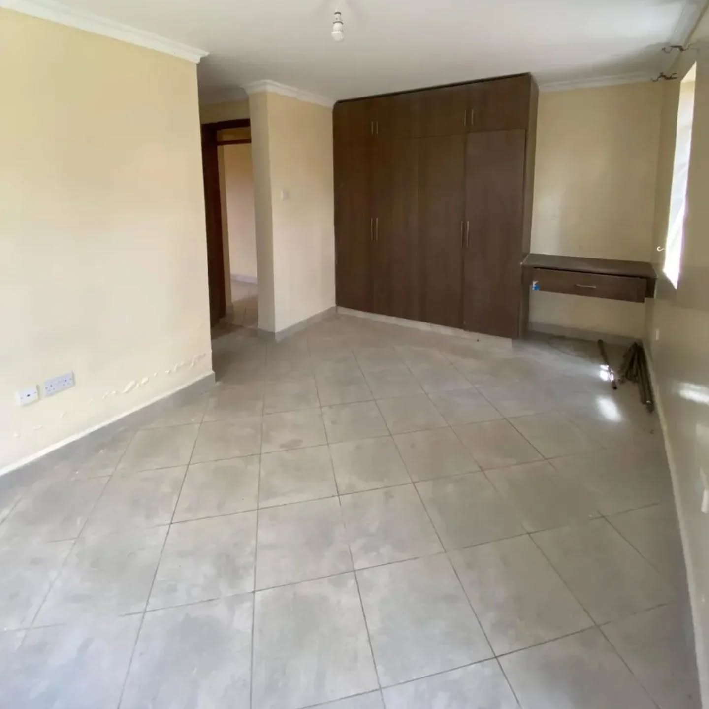5-Bedroom All-En-Suite Maisonette for Rent in Garden Estate Image