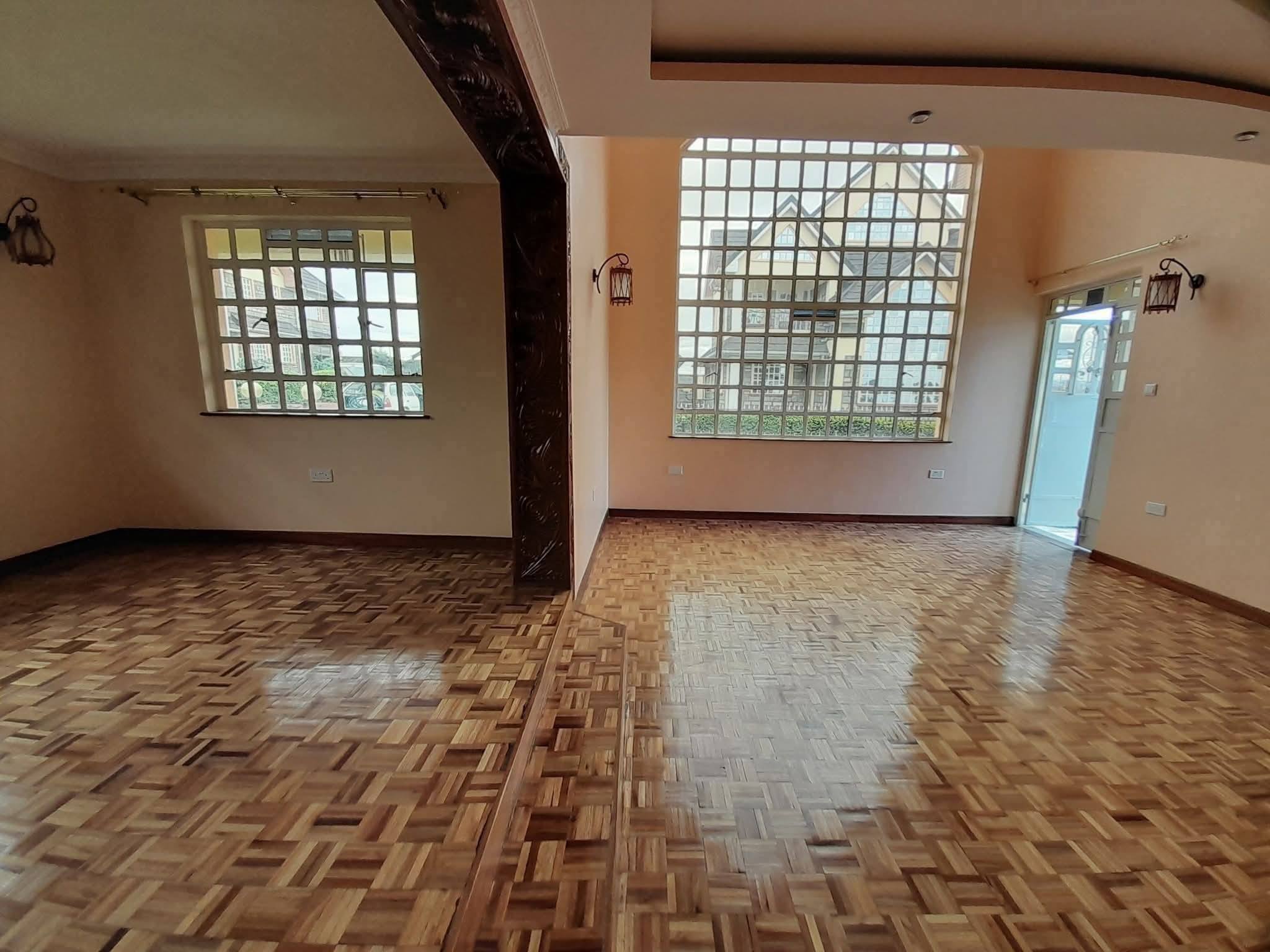 5 Bedroom All En-suite Maisonette Plus Dsq For Rent in Kitengela, Yukos Image