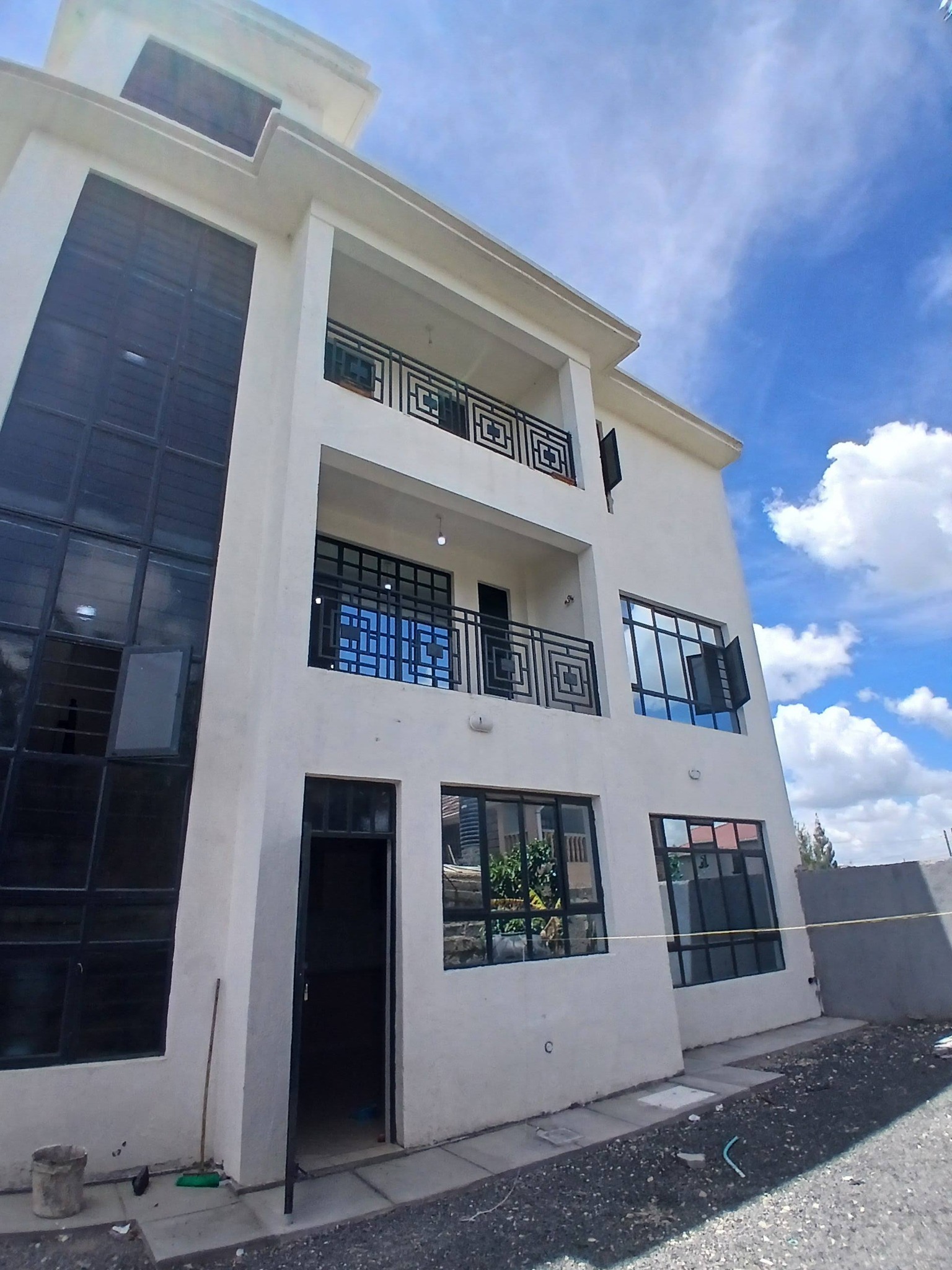 5 Bedroom All En-suite Townhouse for Rent in Syokimau