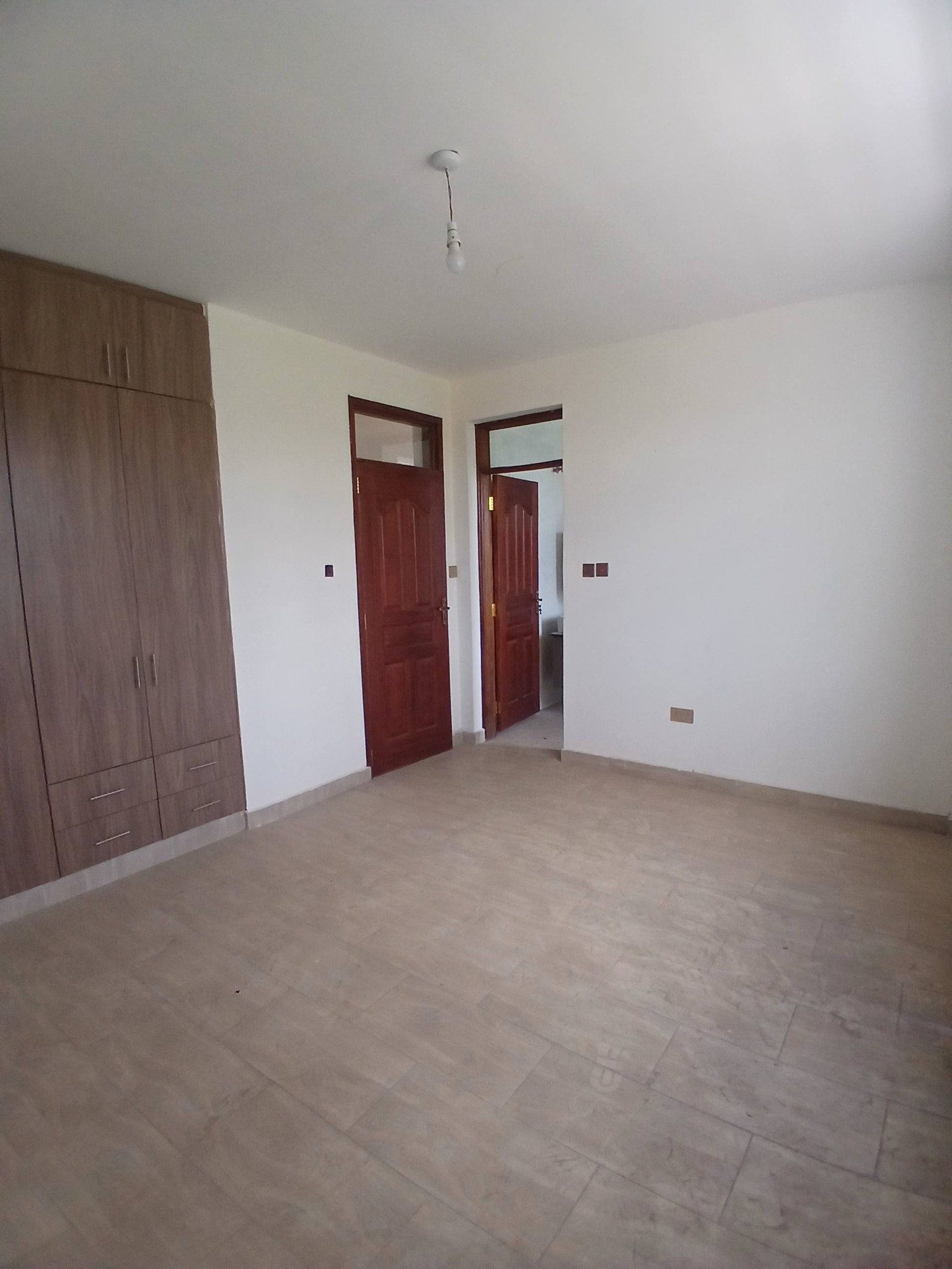 5 Bedroom All En-suite Townhouse for Rent in Syokimau Image