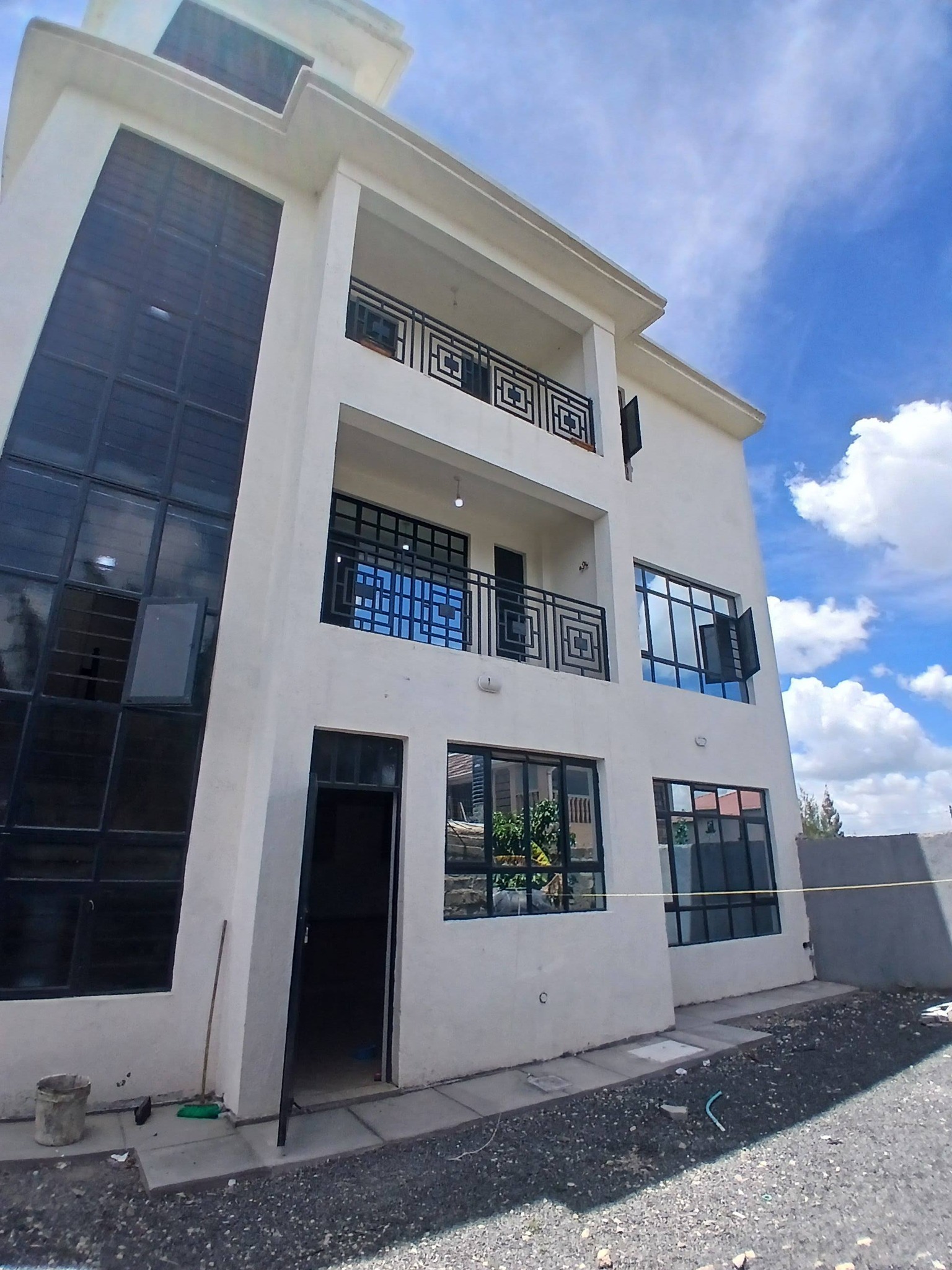 5 Bedroom All En-suite Townhouse for Rent in Syokimau Image