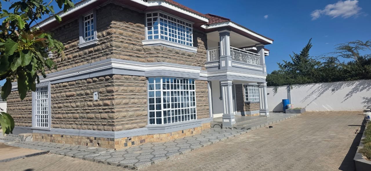 5 Bedroom All-Ensuite maisonette for Sale in Kitengela Old Namanga Road Area
