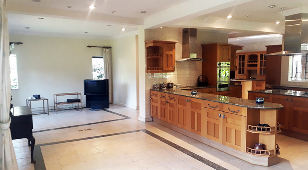 5 Bedroom Ambassadorial Maisonette for Sale in Muthaiga Image