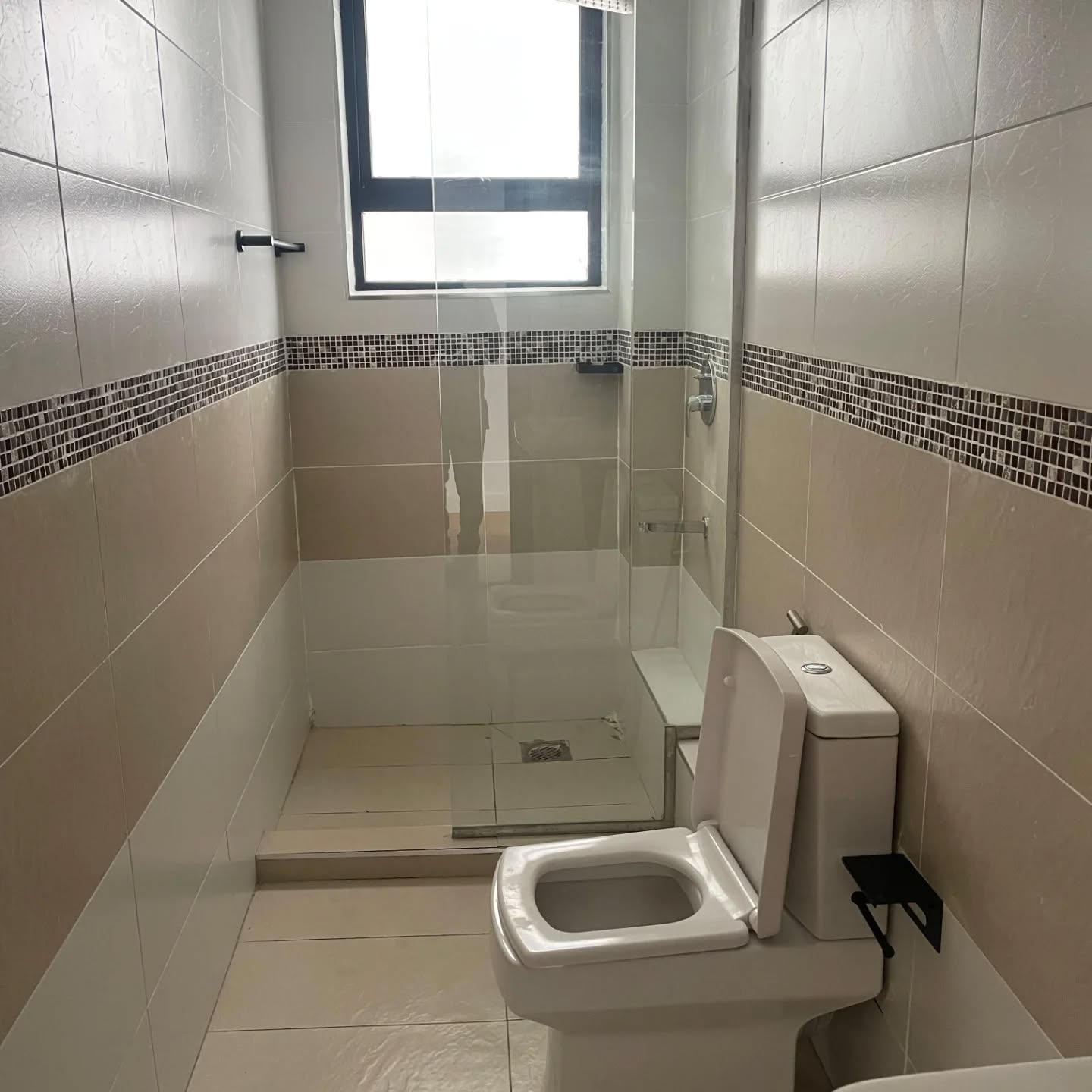 5 Bedroom Apartment + DSQ for Rent in Kilimani Image