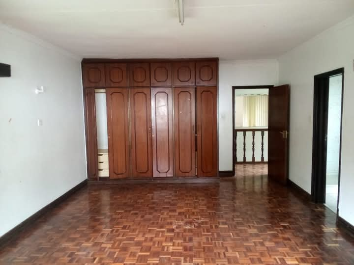 5 Bedroom Bungalow Office Space To Let in Lavington Image