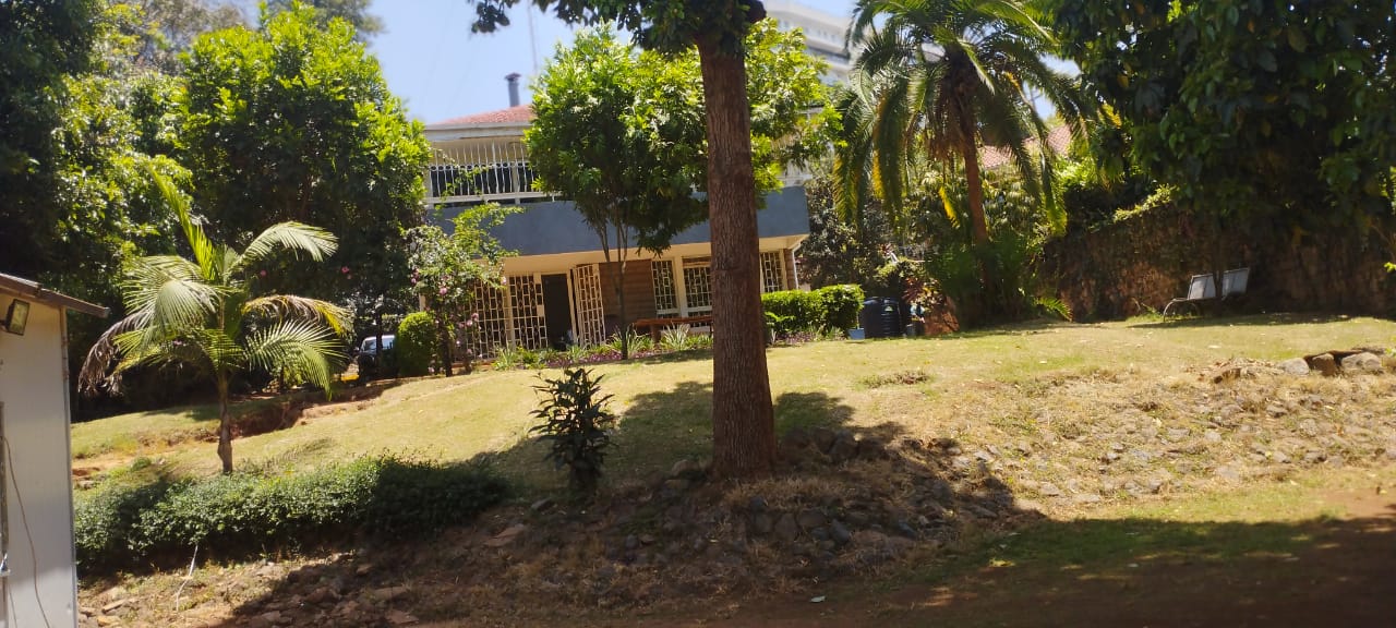 5 bedroom commercial house for rent in Kileleshwa