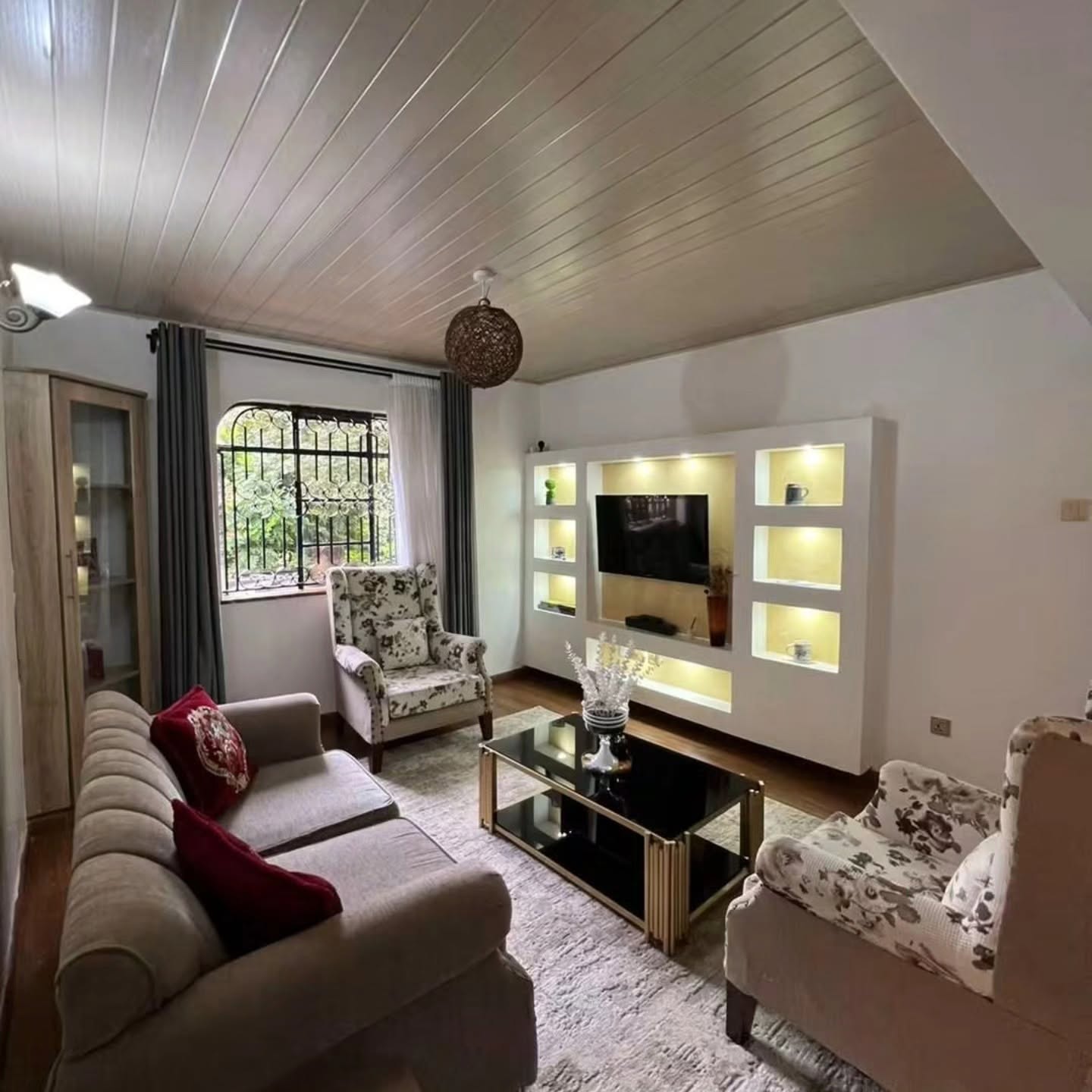 5-Bedroom + DSQ Villa for sale in New Kitisuru Image