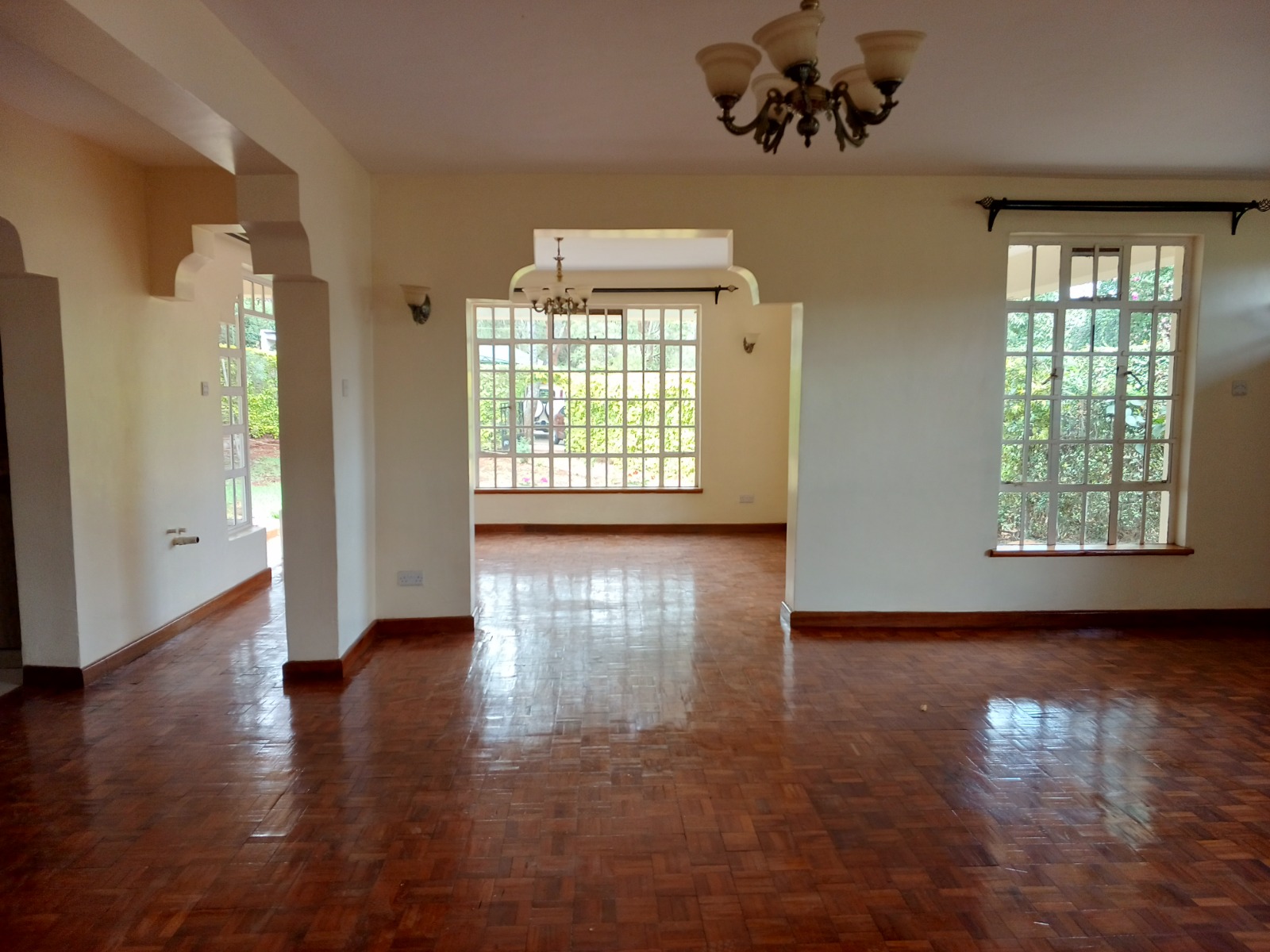 5 bedroom house for rent in Karen Image