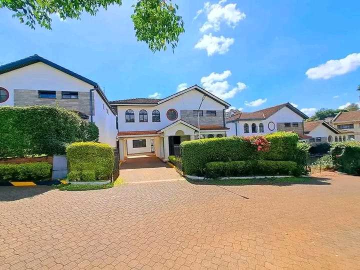 5 bedroom house for rent in Spring valley Nairobi