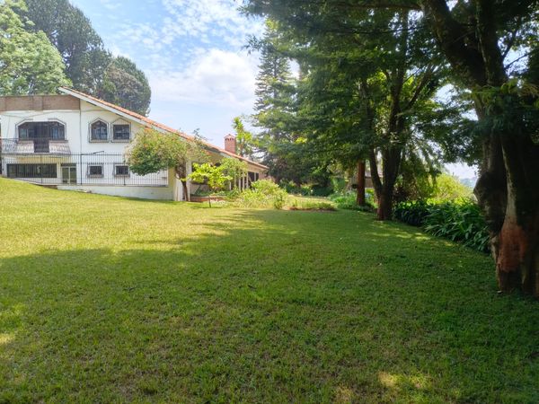 5 bedroom house on 1 acre for sale in Lower Kabete