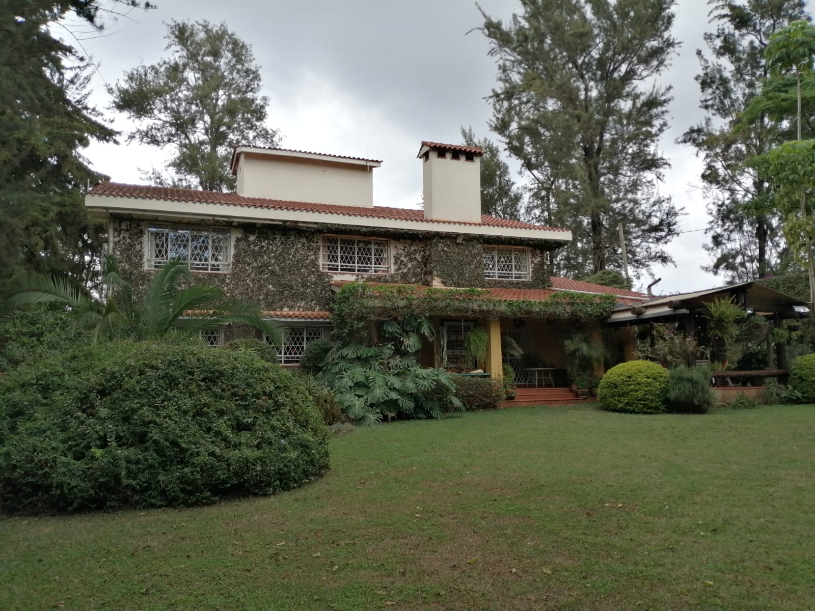 5 bedroom house on 1 acre for sale in Runda Waters