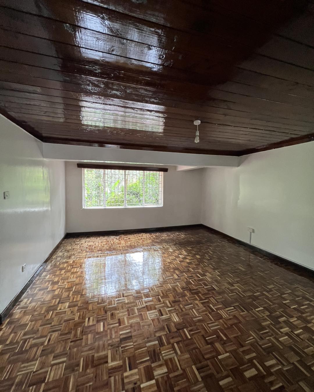 5-Bedroom Maisonette + 2 DSQ For Rent in Lavington Image