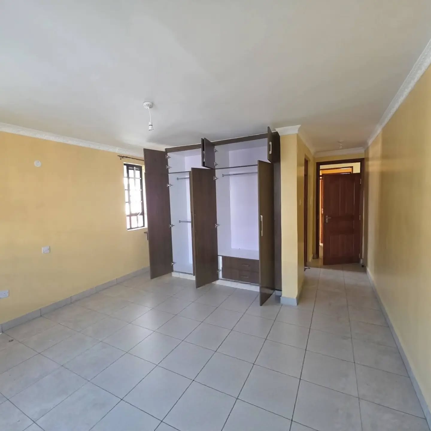 5 bedroom maisonette for rent in garden estate
