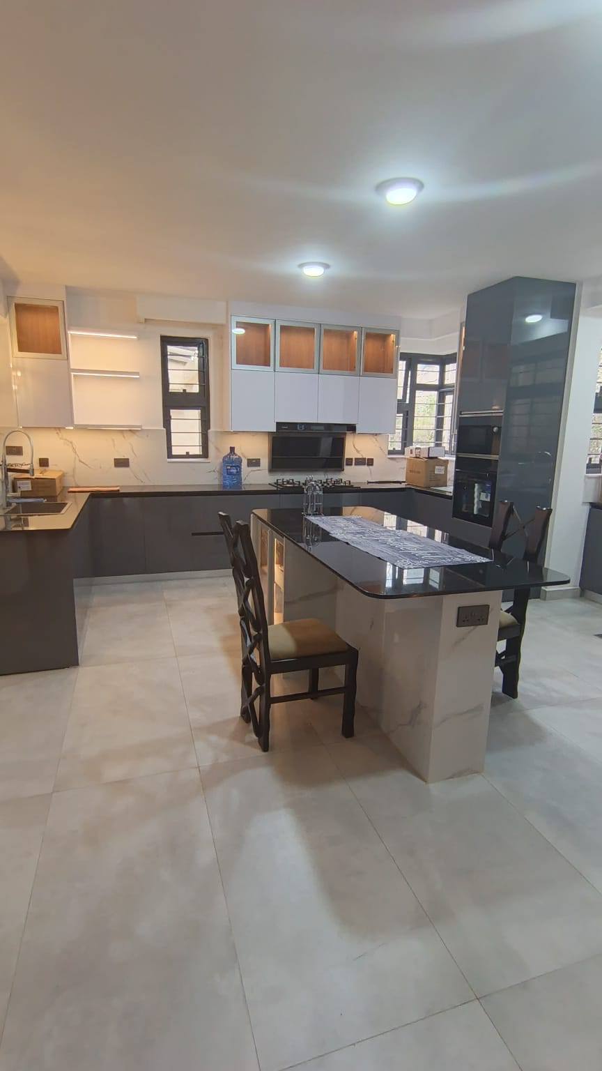 5 bedroom maisonette for rent in Karen Image