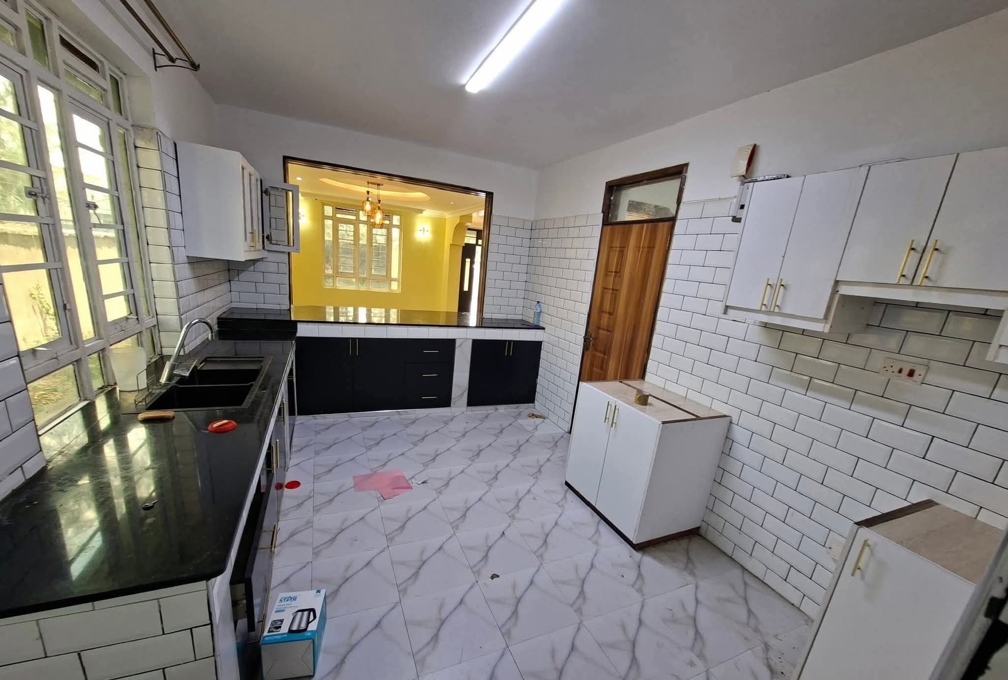 5 Bedroom Maisonette For Rent in Kitengela, acacia Area Image