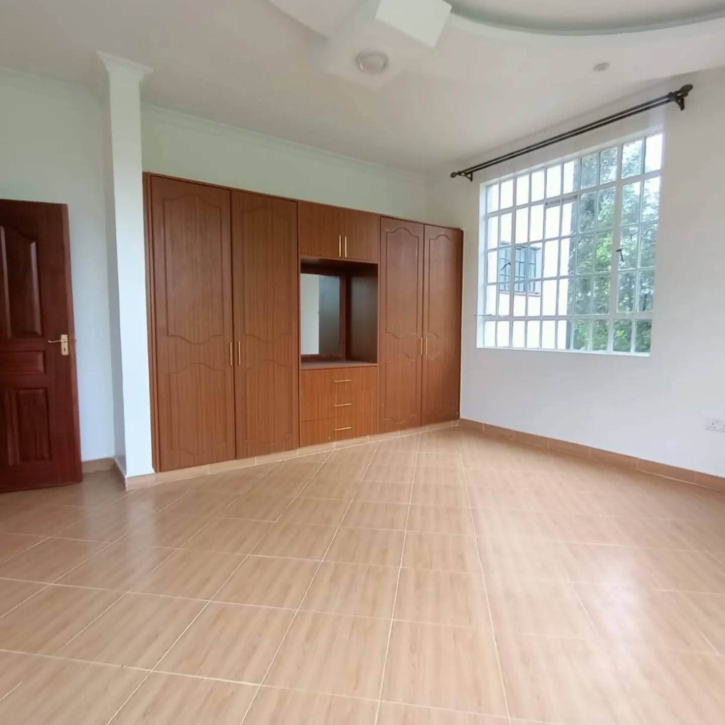 5 Bedroom Maisonette For Rent in Muthaiga North Image