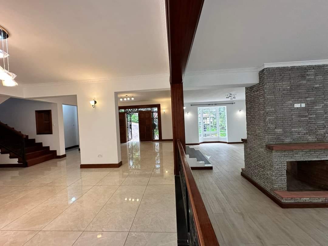 5 bedroom maisonette for rent in Rosslyn
