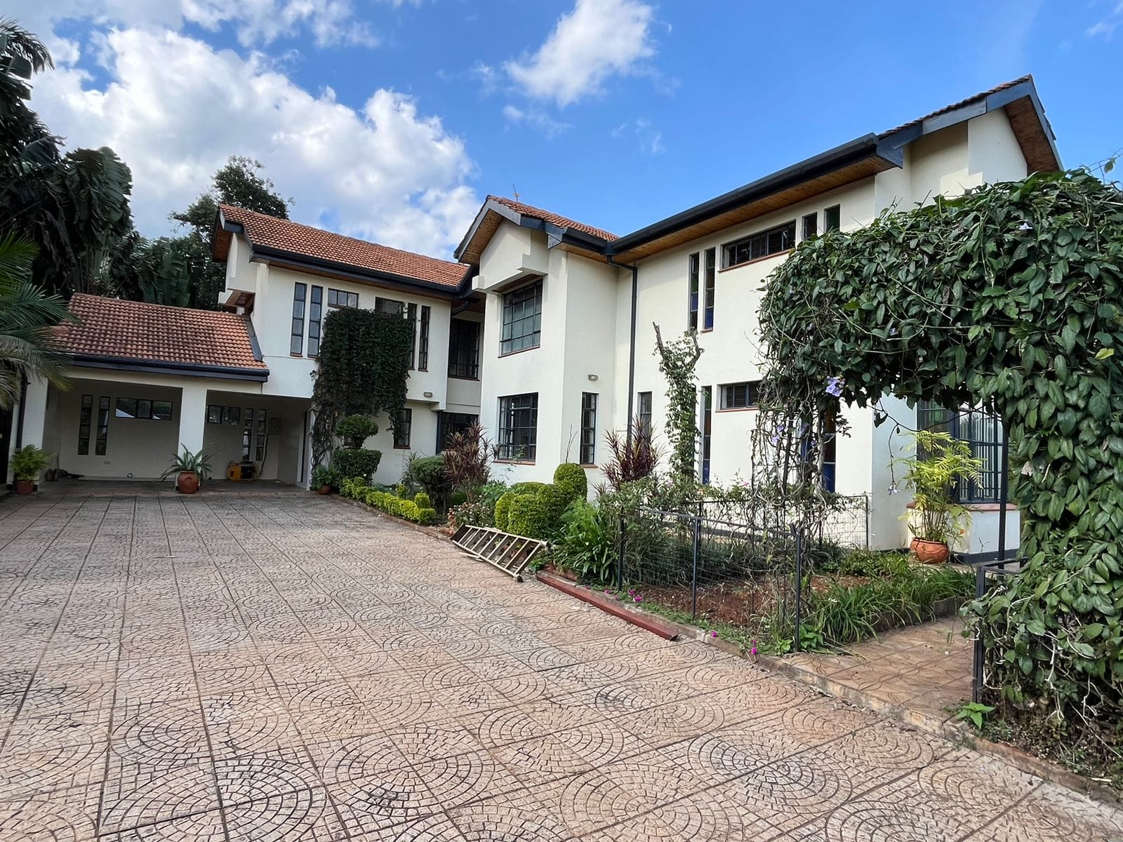 5 bedroom maisonette for rent in Runda