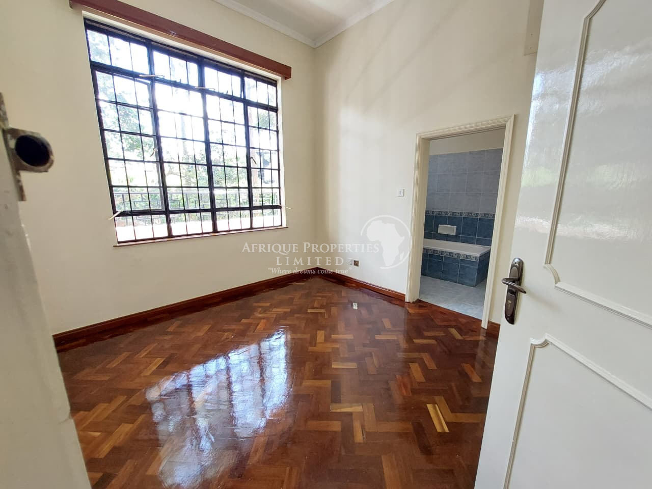 5 bedroom maisonette for rent in Runda