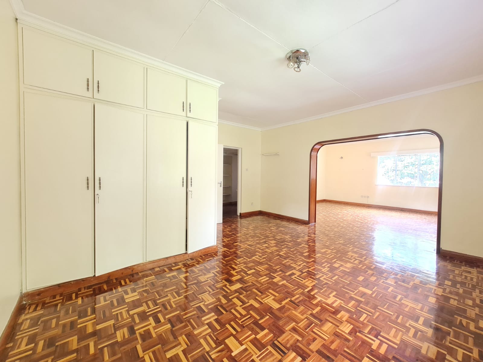 5 bedroom maisonette for rent or sale in Kyuna Image