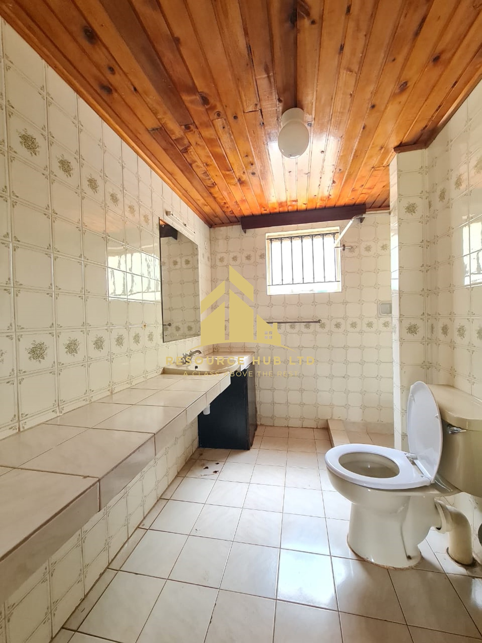 5 bedroom maisonette for sale in Gigiri Image