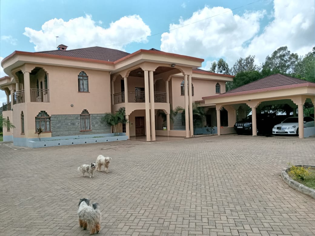 5 bedroom maisonette for sale in Karen