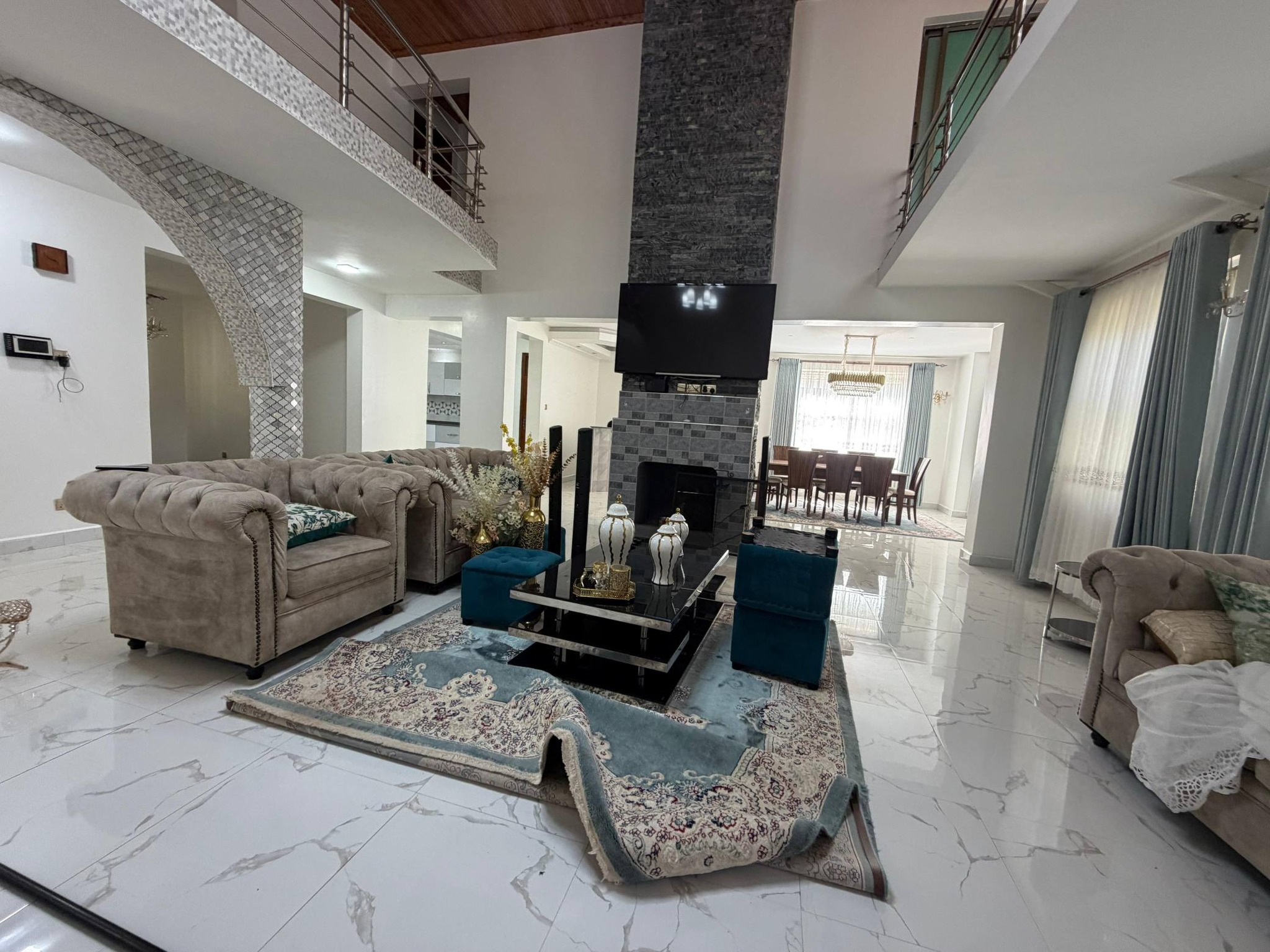 5 bedroom maisonette for sale in Karen Image