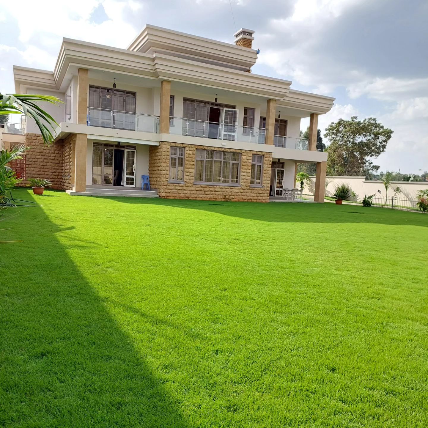 5 bedroom maisonette for sale in Kiambu road