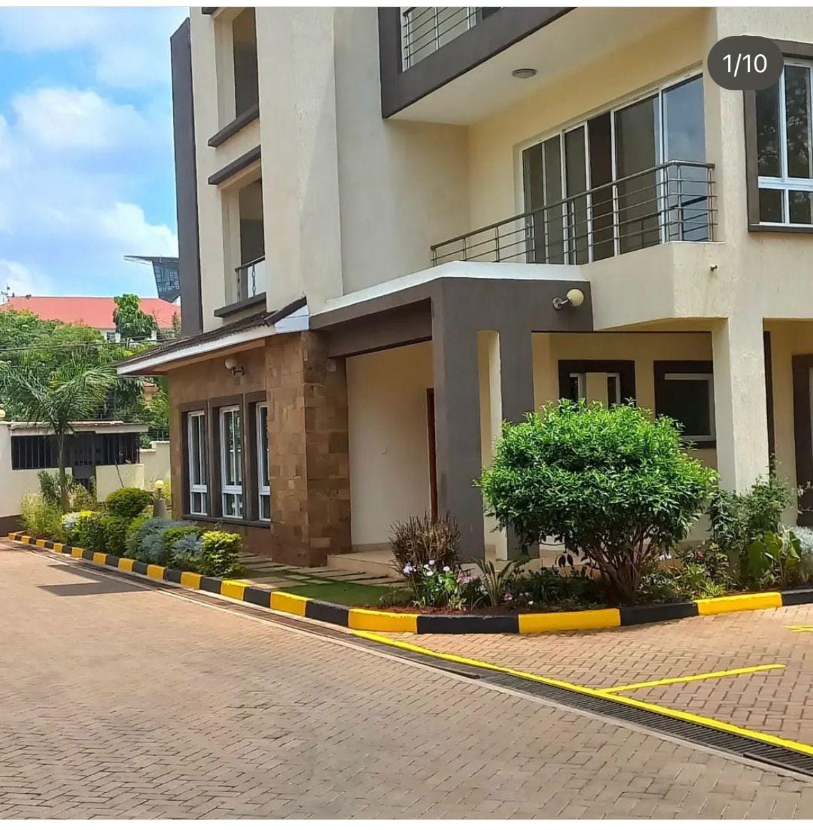 5 bedroom maisonette for sale in Lavington