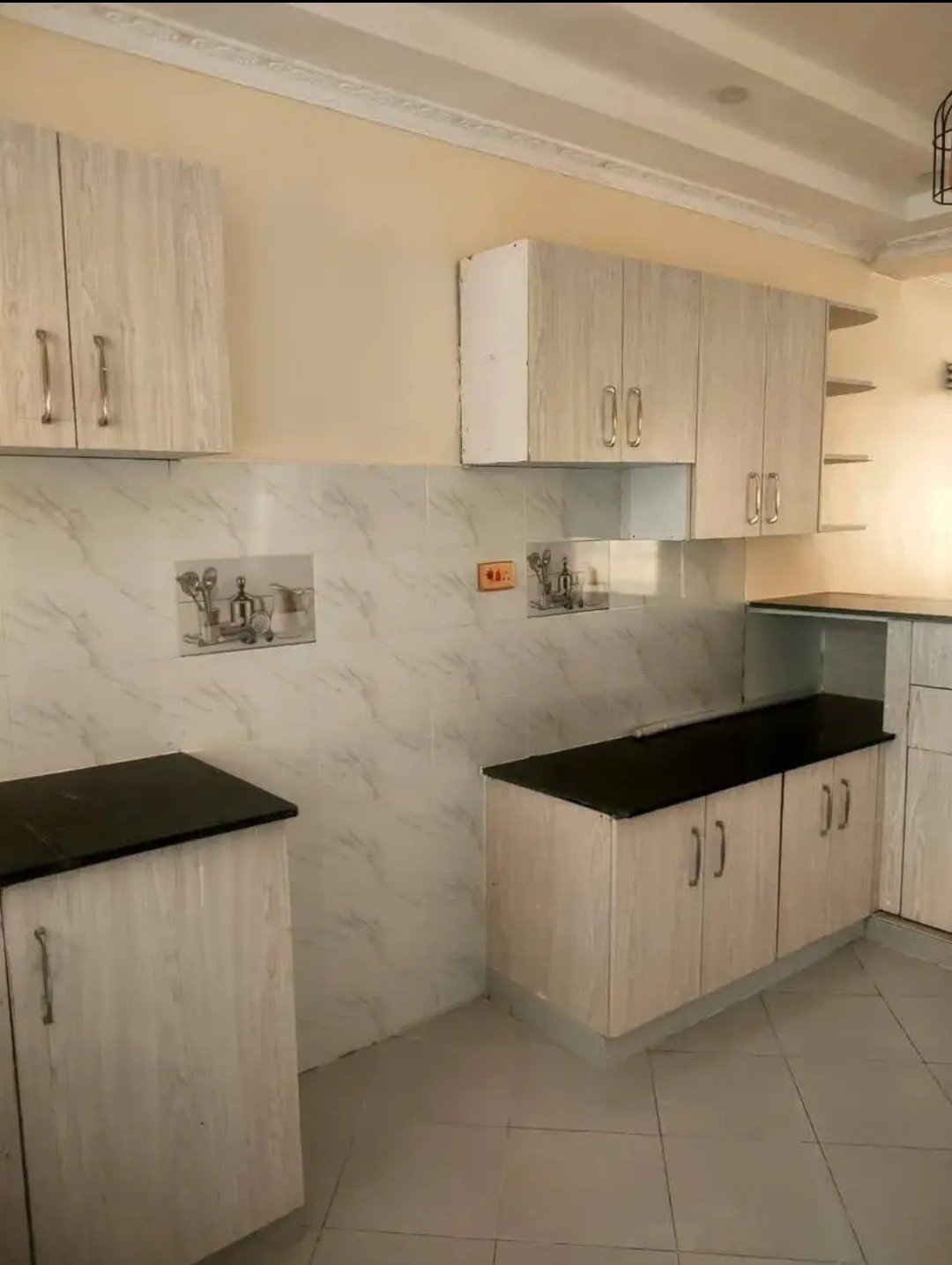 5 bedroom maisonette for sale in Membely Estate Image