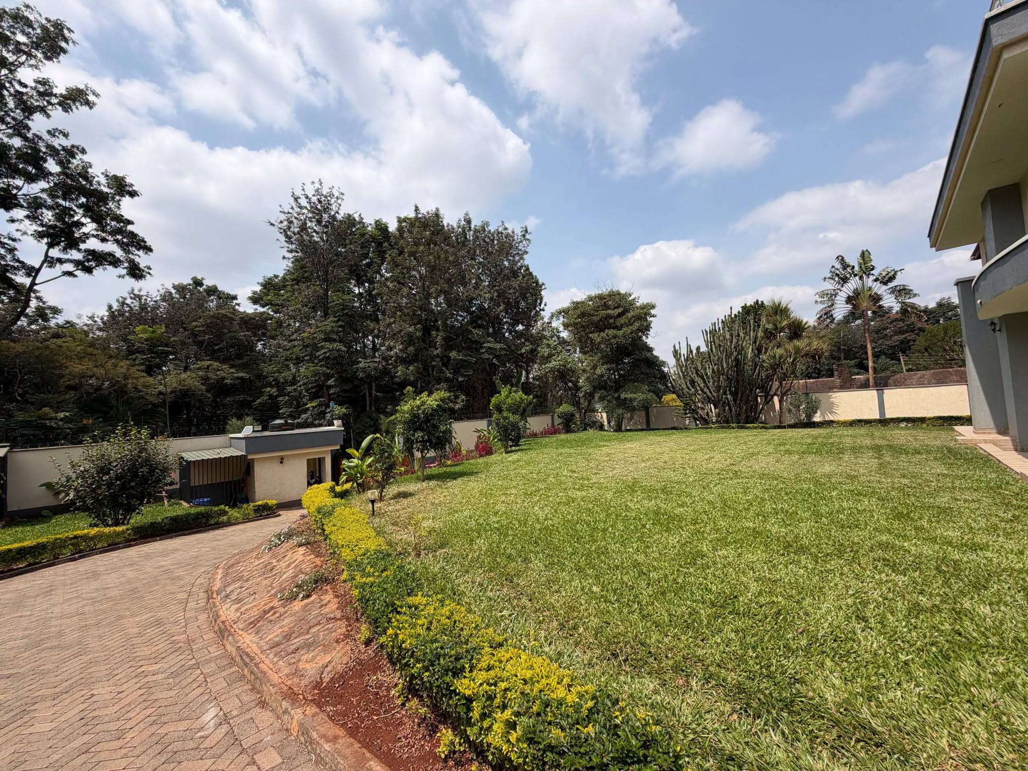 5 bedroom maisonette for sale in Rosslyn Image