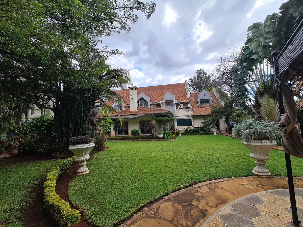 5 bedroom maisonette for sale in thigiri Image