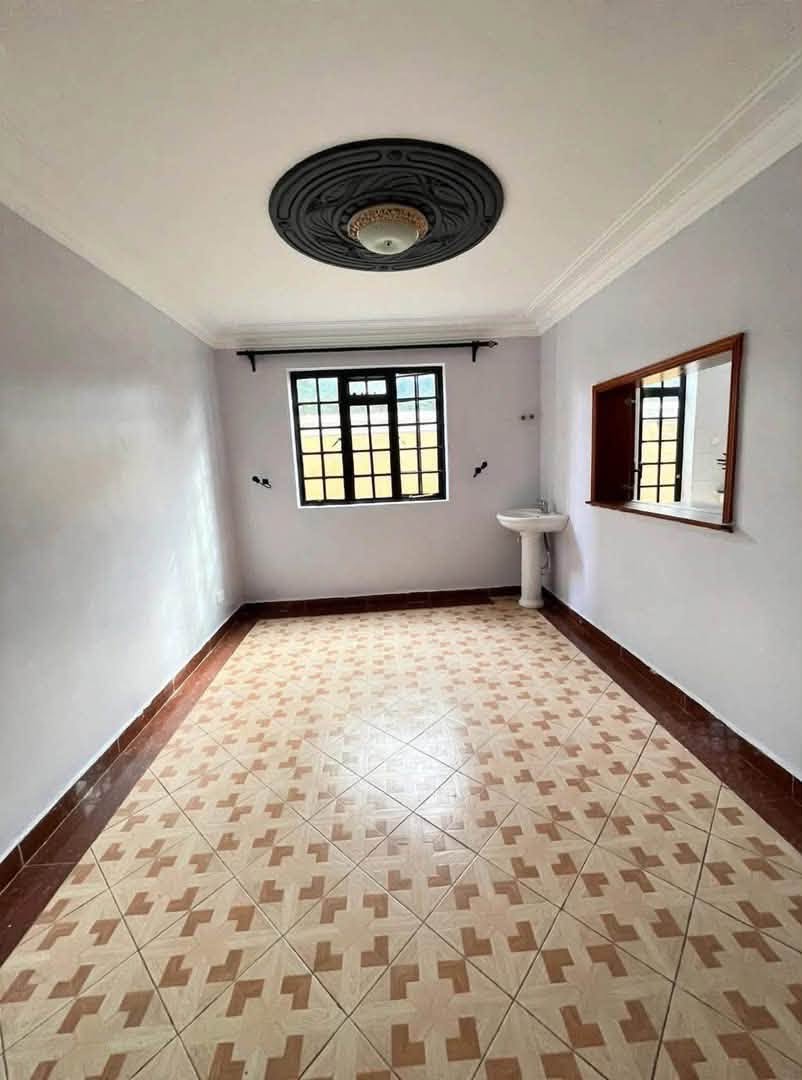 5 bedroom maisonette for sale in utawala shooters