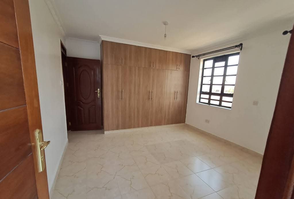 5 Bedroom Maisonette Plus DSQ For Rent or Sale in Syokimau, Quarry Road - Viraj Area Image