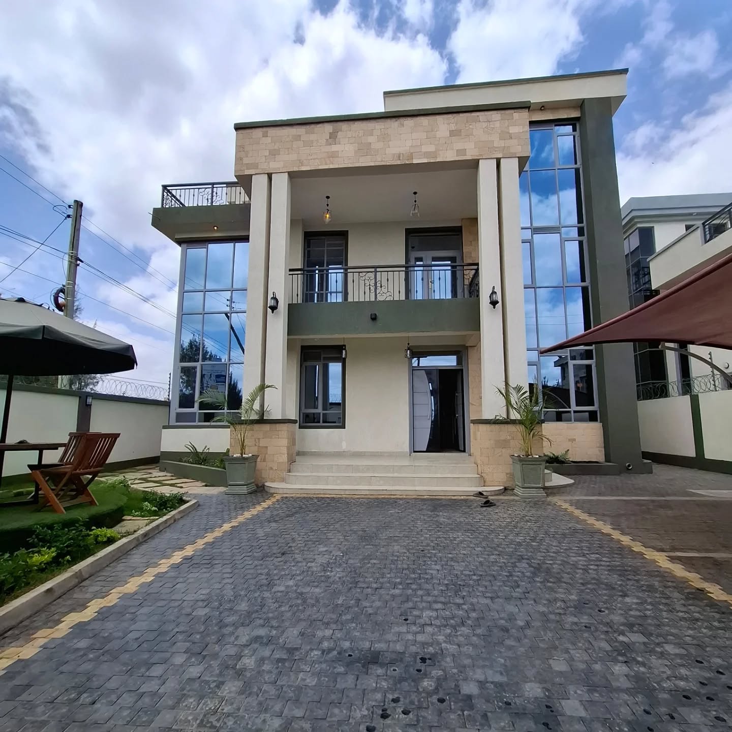 5 bedroom maisonette plus dsq for sale in Syokimau