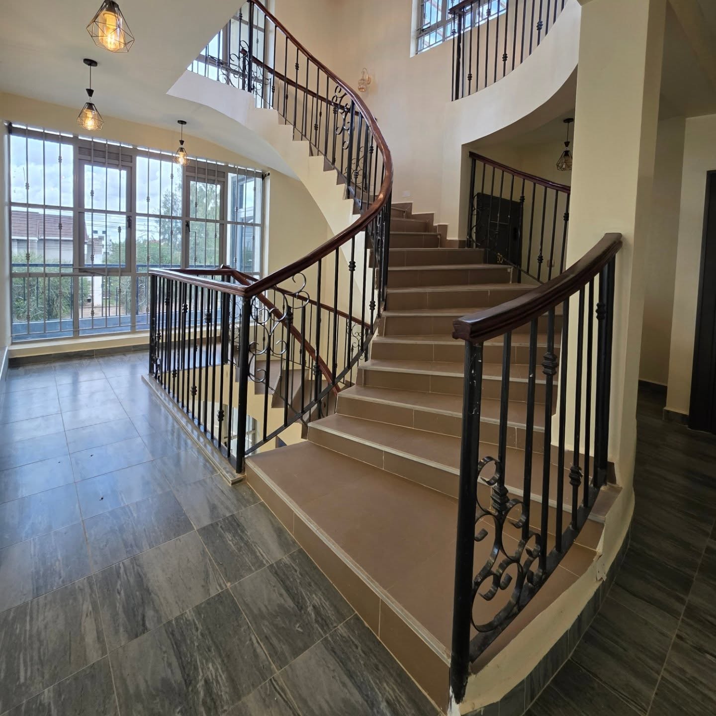 5 bedroom maisonette plus DSQ FOR sale in Syokimau Image