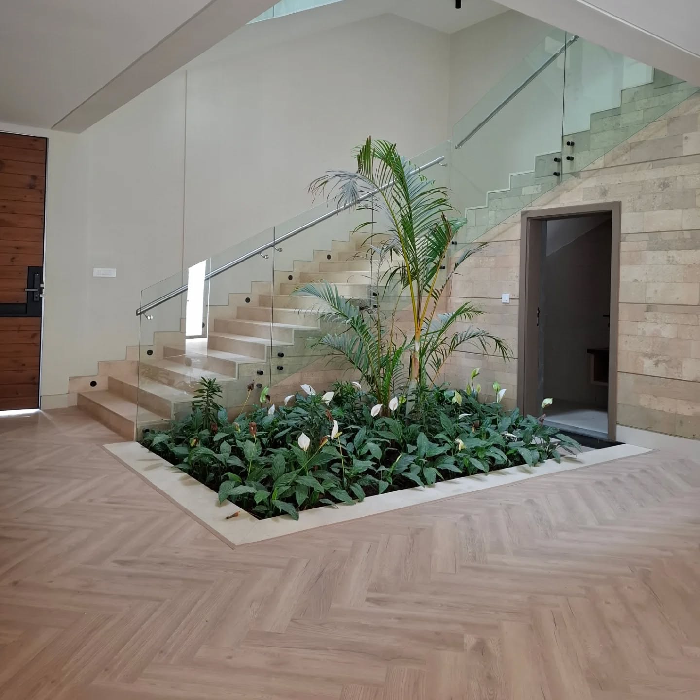 5 bedroom Maisonette +sq(All ensuite) For Sale in Westlands,Brookside Image