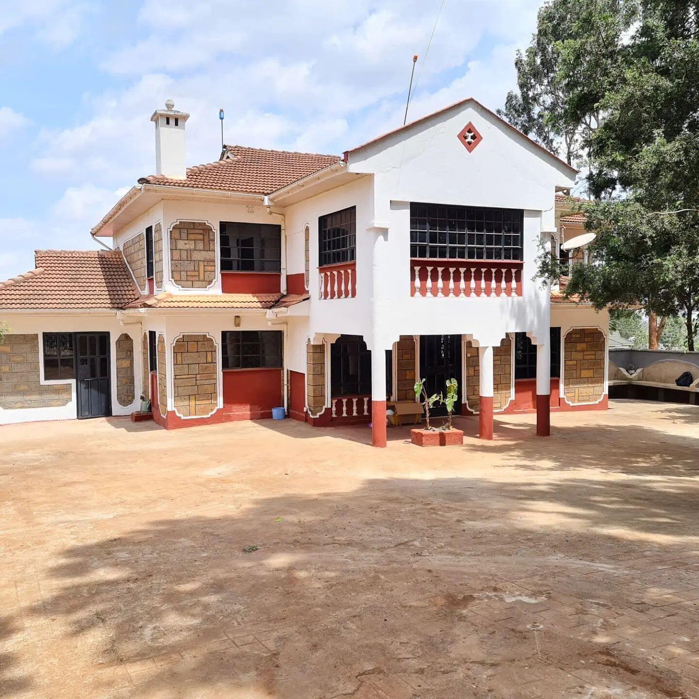 5 bedroom maisonette to let along Kiambu Road