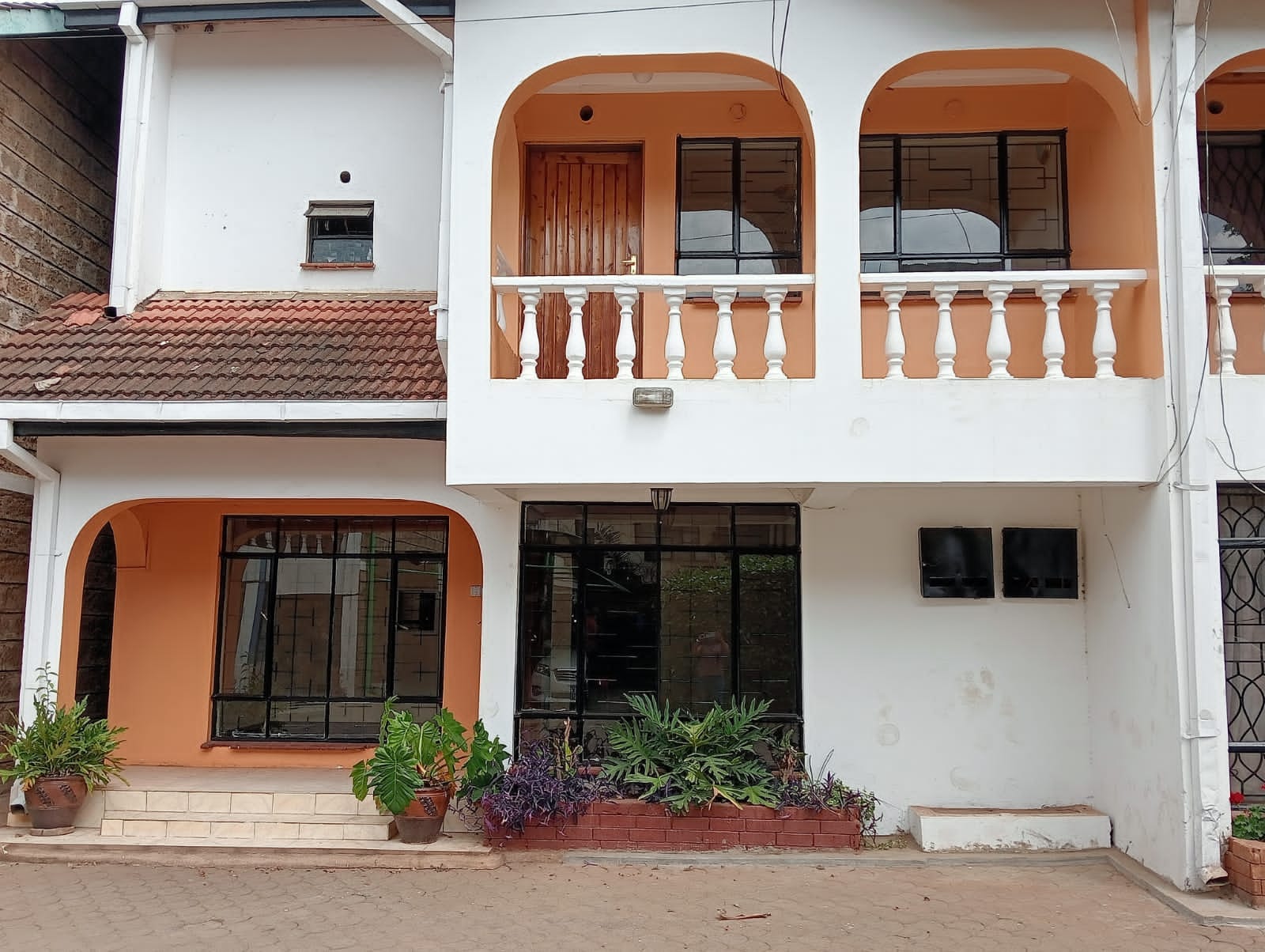 5 bedroom maisonette to let in Parklands