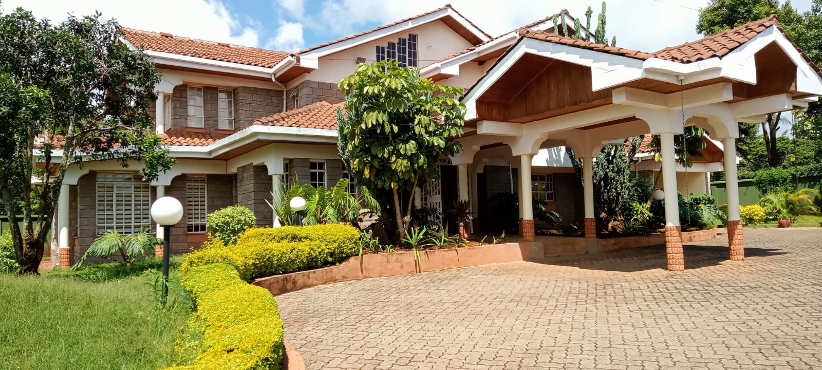 5 bedroom maisonette to let in Runda