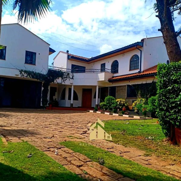 5 bedroom maisonette to let in Runda